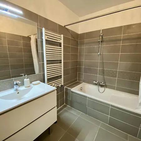 Proche Croisette - 3 P Confort Avec Balcon *